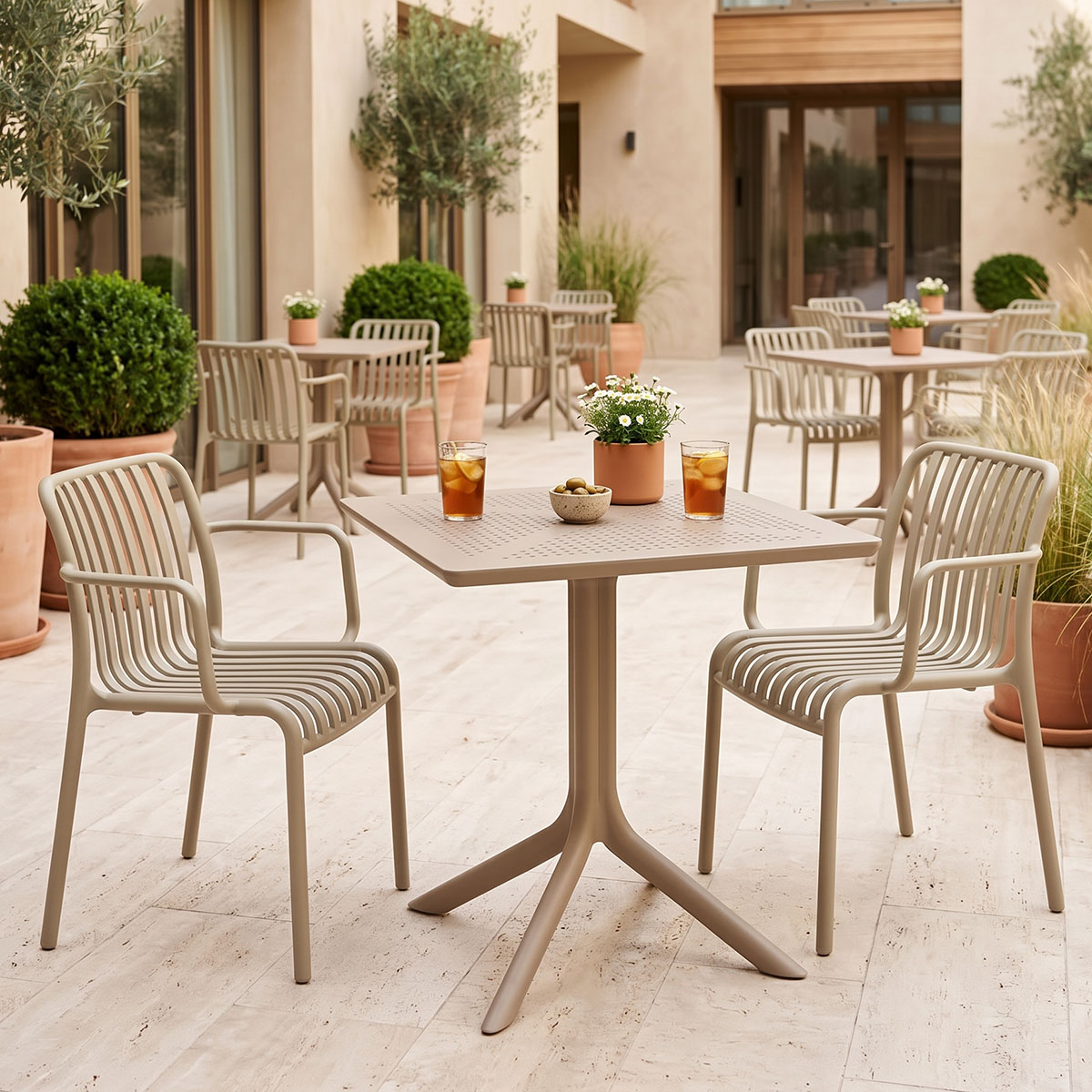 product_pako_200-001843 Τραπεζαρία Zoi Groovy σετ 3τεμ cappuccino PP 80x80x74εκ - Image 1