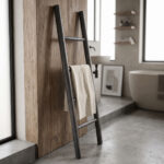 Σκάλα Morjeve μαύρο teak ξύλο 45x6x150εκ